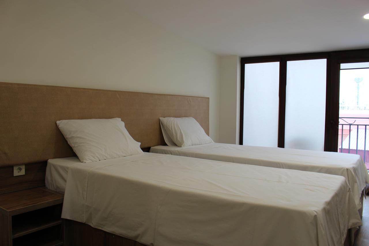 Boutique Hotel 32 Batumi Exterior foto