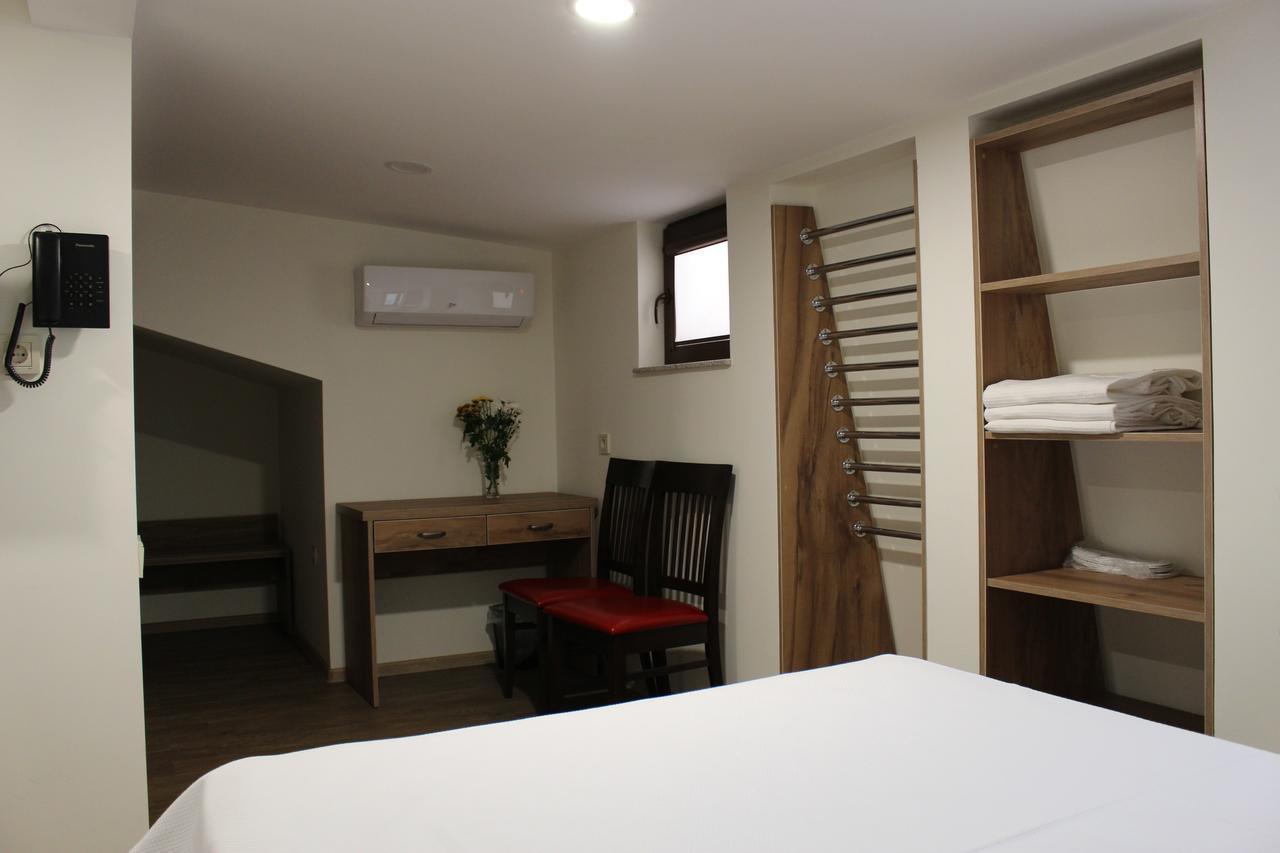 Boutique Hotel 32 Batumi Exterior foto